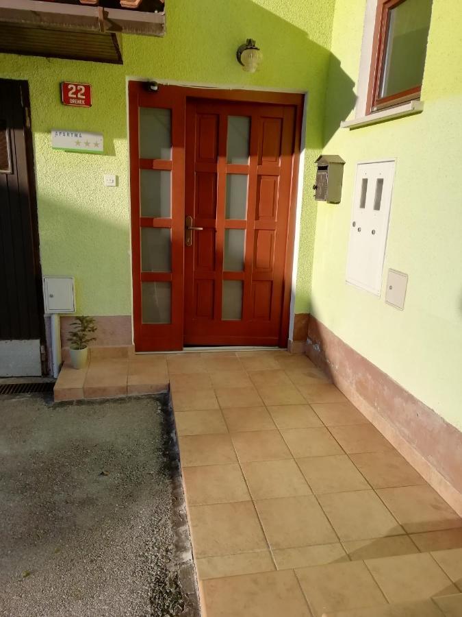 Apartmaji Karbic Постойна Экстерьер фото