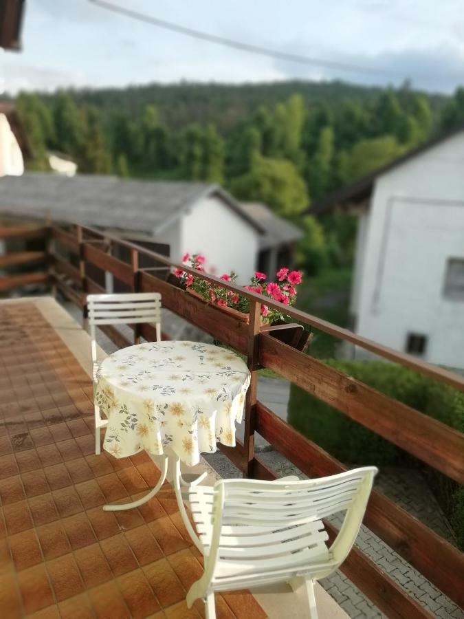 Apartmaji Karbic Постойна Экстерьер фото