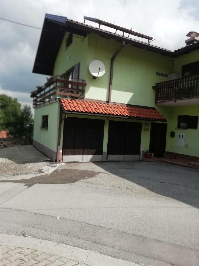 Apartmaji Karbic Постойна Экстерьер фото